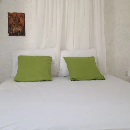 Apartahotel Cascade Poros Town