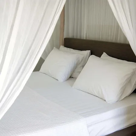 Apartahotel Cascade Poros Town