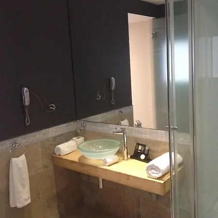 Cascade Apartahotel 3*